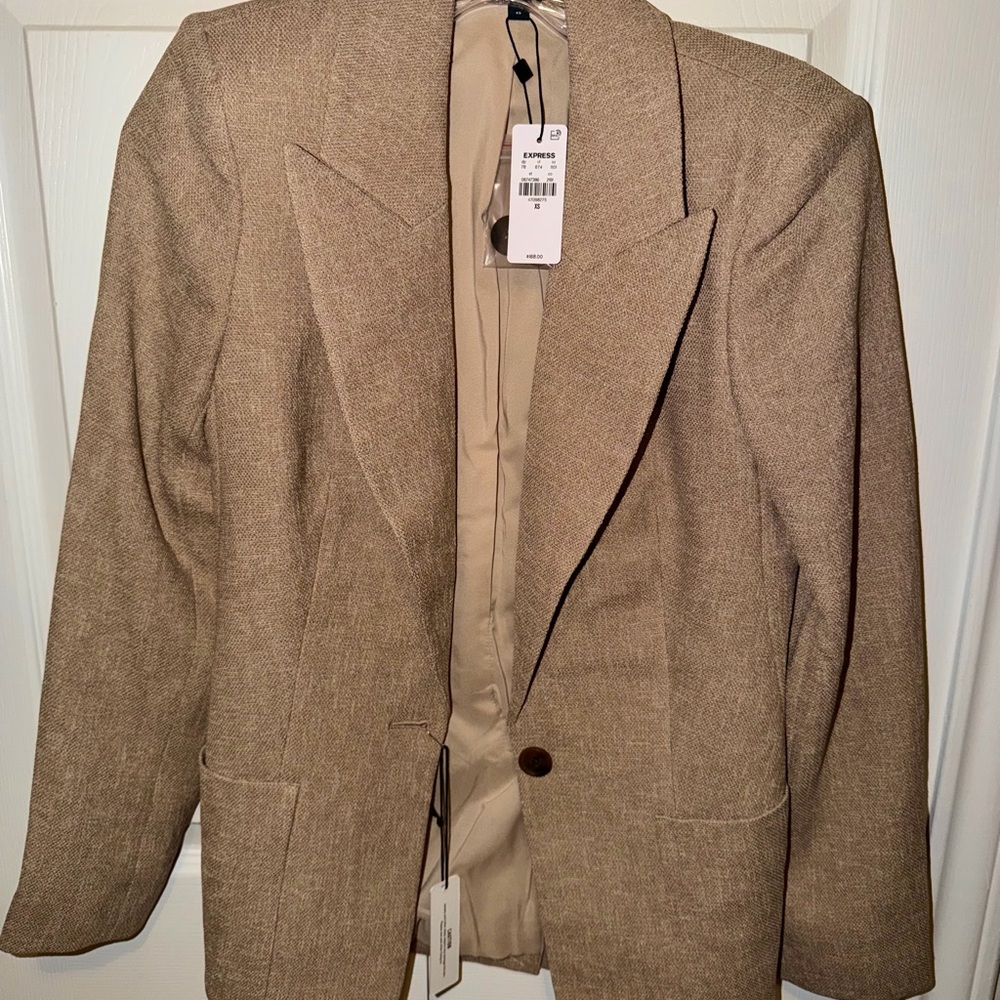 NWT-Express Tan Textured Blazer